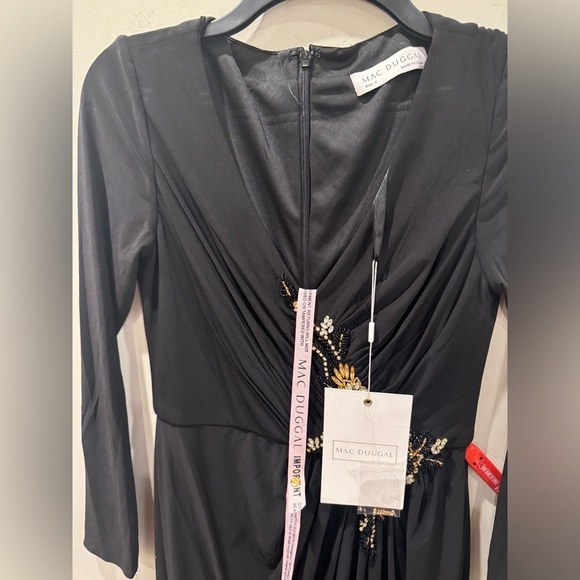 Mac Duggal FAUX WRAP LONG SLEEVE GOWN W/ APPLIQUÉ DETAIL NWT SZ 2✨✨🔥🔥 - Picture 13 of 13